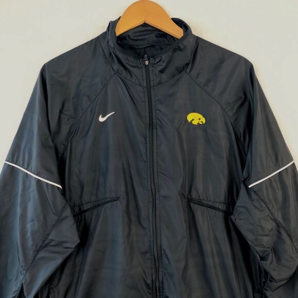 Iowa Hawkeyes Nike Jacket Mens 2XL Black Nylon Full Zip Lightweight Windbreaker - Picture 1 of 15